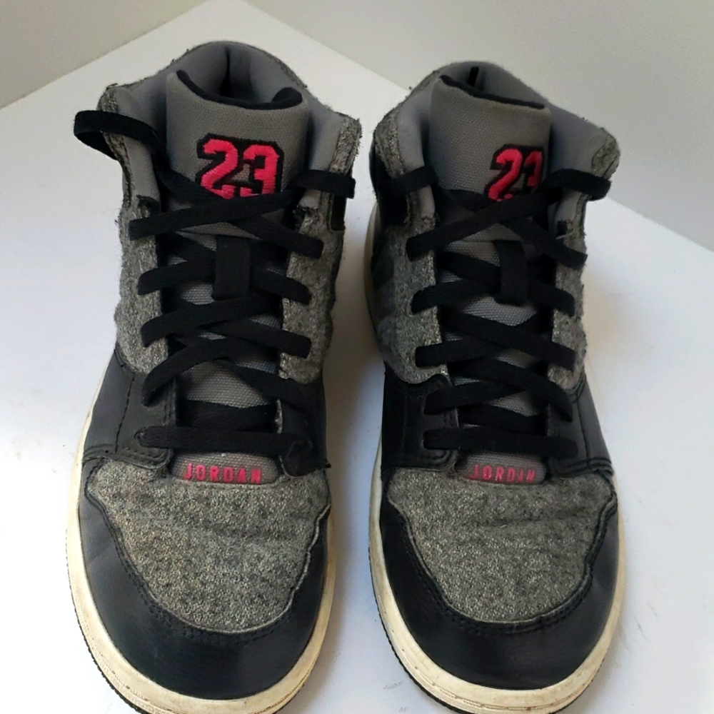 Nike Jordan Kids 2y twill hightop